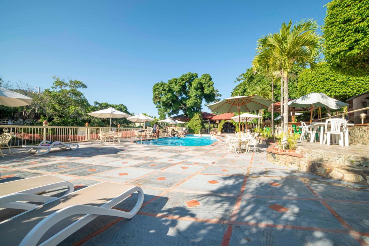 Jarabacoa River Club & Resort Екстериор снимка
