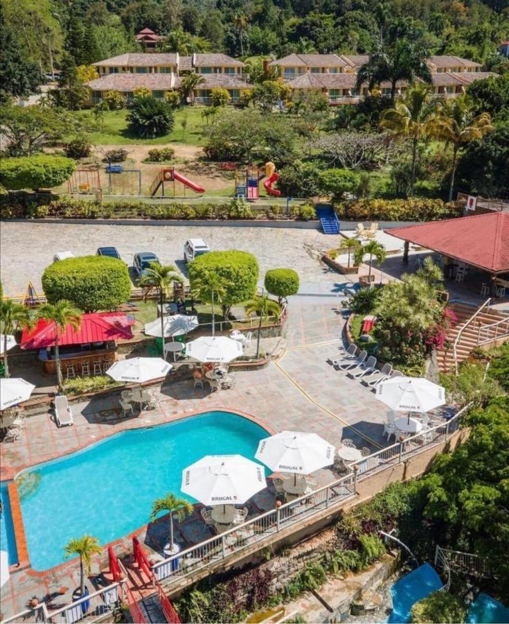Jarabacoa River Club & Resort Екстериор снимка