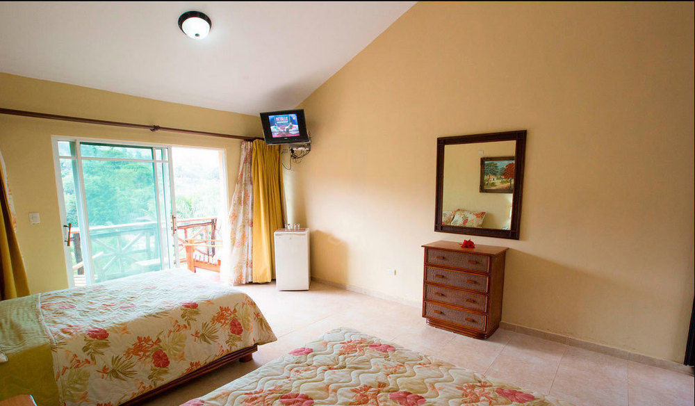 Jarabacoa River Club & Resort Екстериор снимка