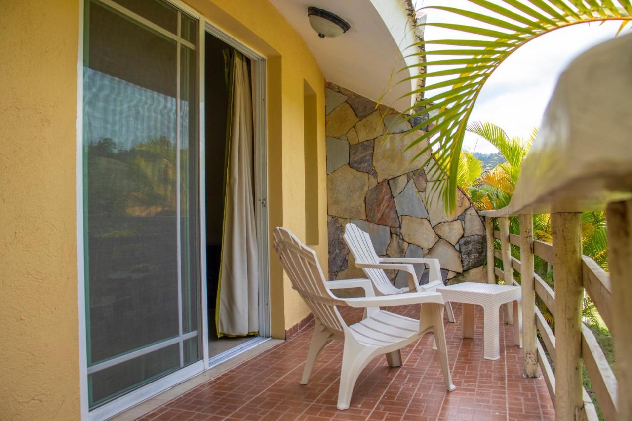 Jarabacoa River Club & Resort Екстериор снимка